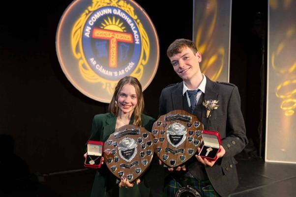 Seinneadairean a’ dèanamh eachdraidh aig a’ Mhòd Nàiseanta Rìoghail