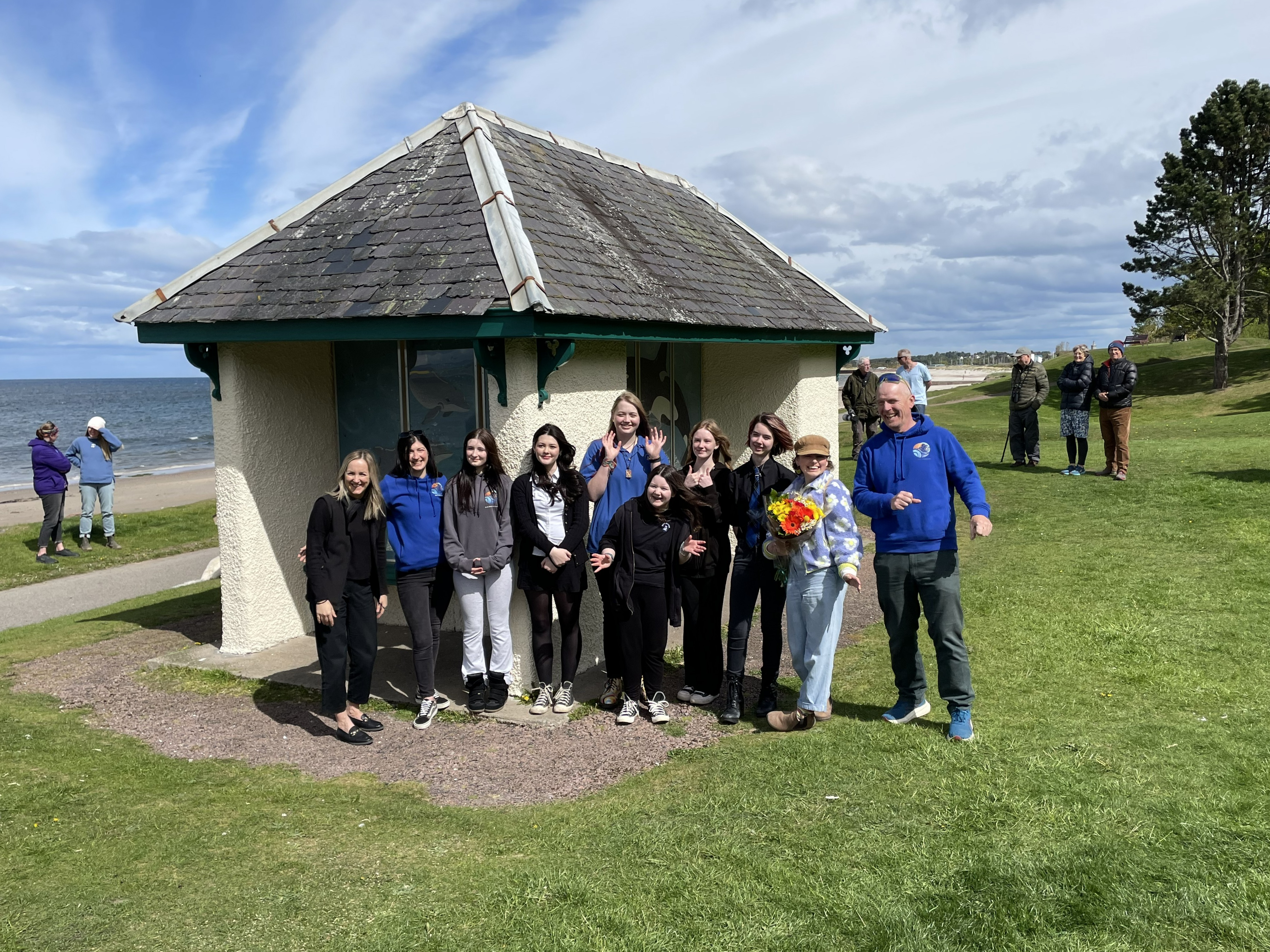 The unveiling of artwork at Nairn Links on 8 May 2026.